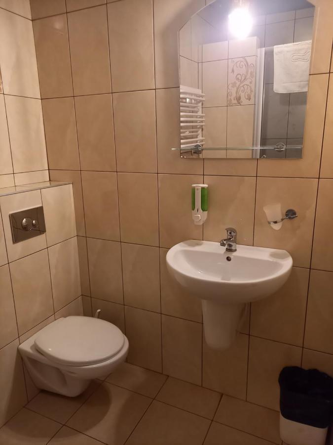 Dworek Staropolski 2* Poznan