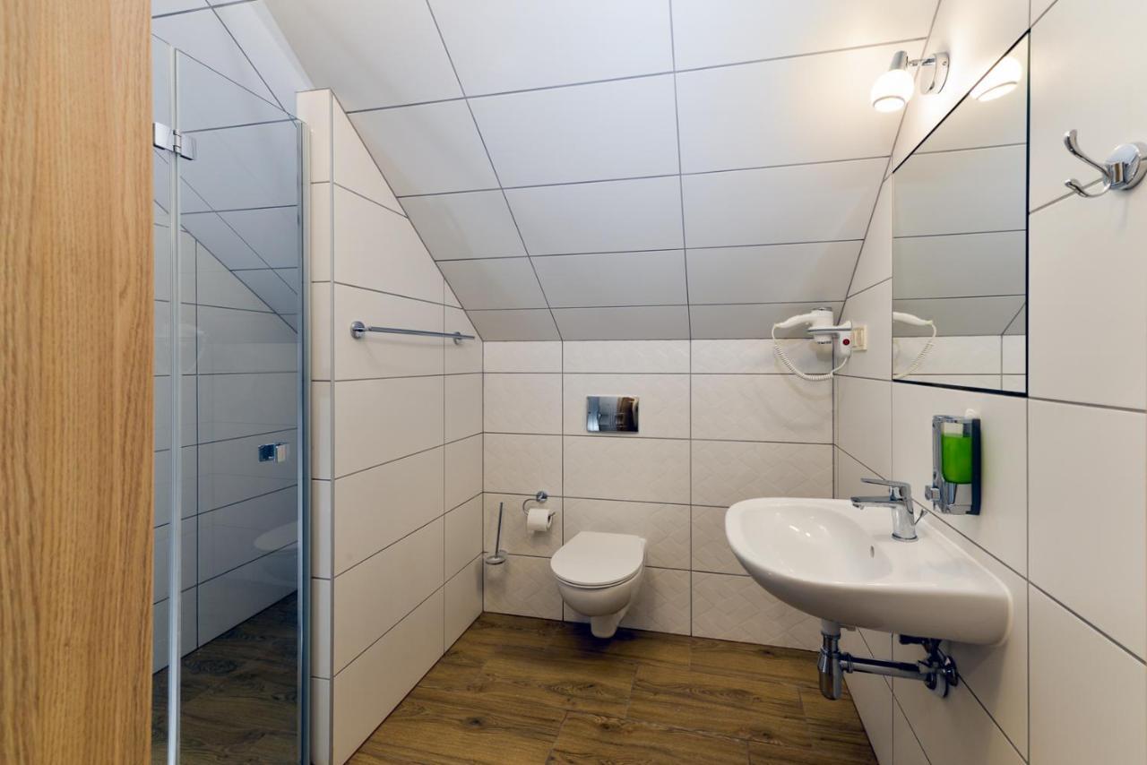 Apartahotel Dworek Staropolski 2*